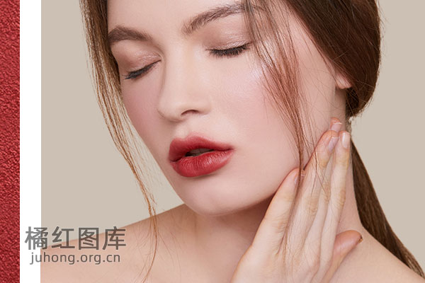 橘红色口红